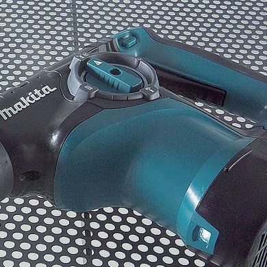 Перфоратор Makita HR 2811 FT